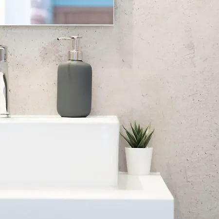 Umi Urban Suites Apartment *
